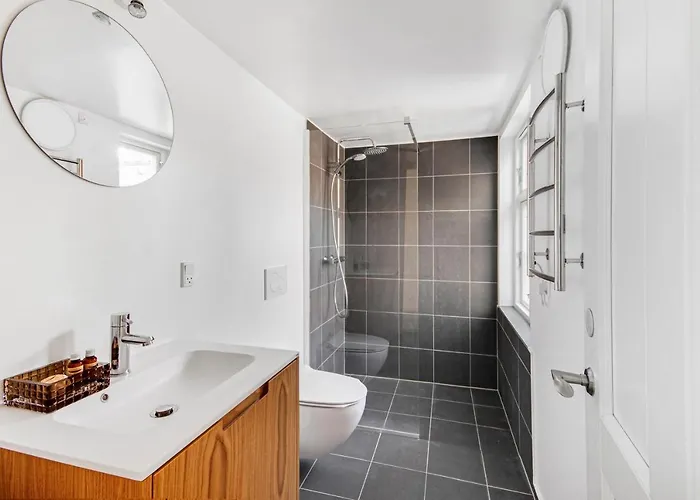 Apartamento Regent 5 - Large With Terrace Right In Centre Of Copenhague